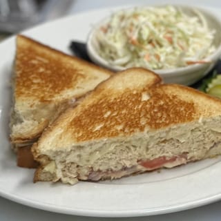 Tuna melt